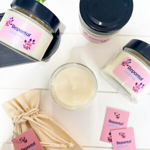eb6e7d56bde78cc05b9d22e3ae1cd8b7-1.jpeg Vela Aromática Personalizada- 140g - Imagem 1